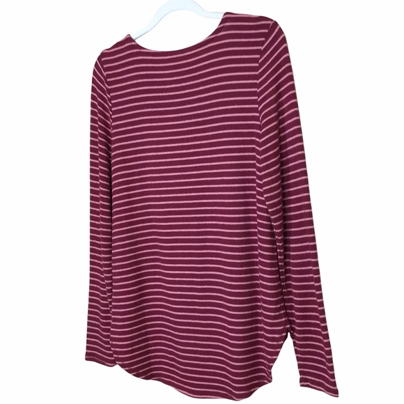 Old Navy Striped High-Low Hem Tunic Sweater - Picture 11 of 12